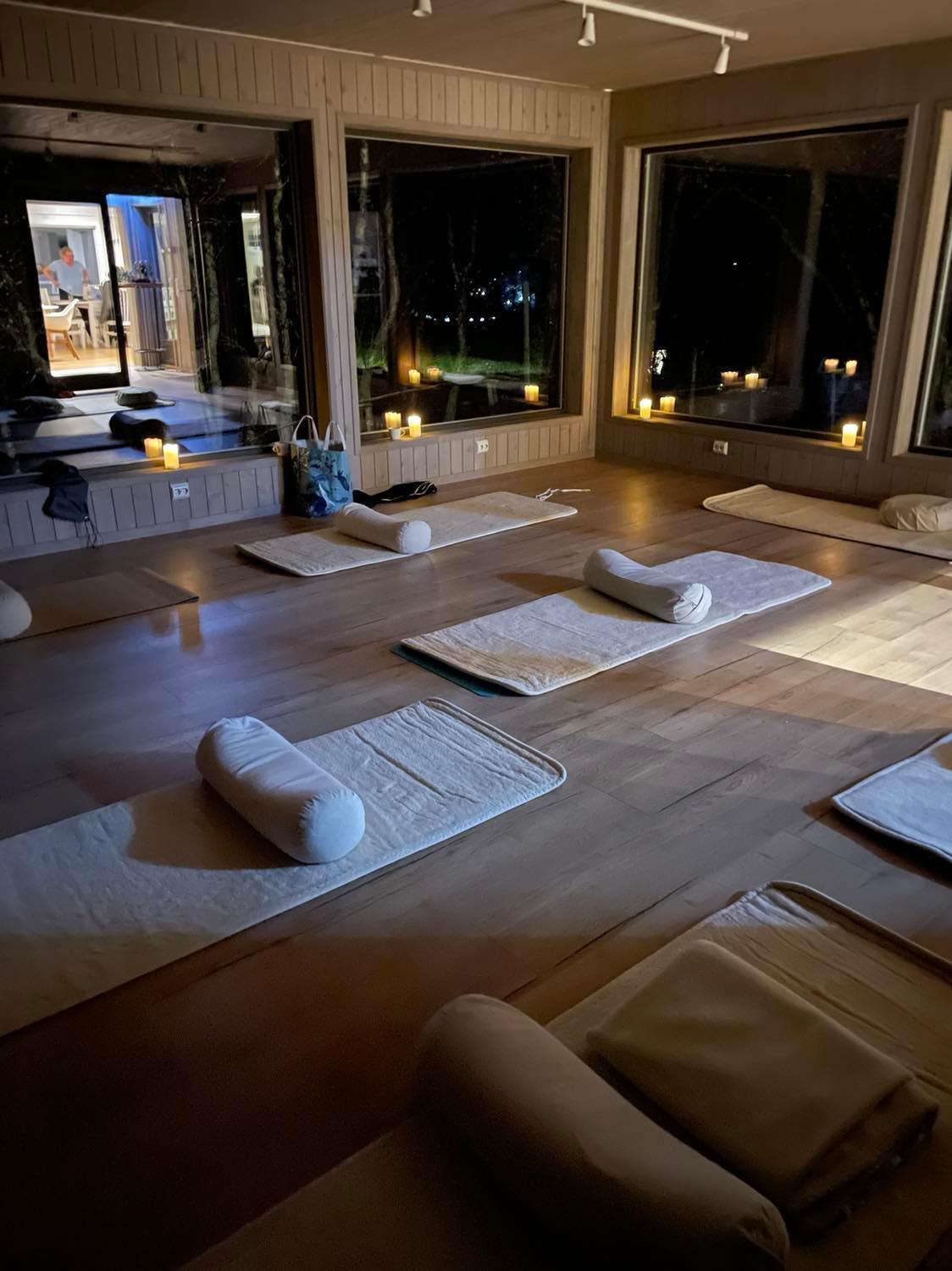 Yggdrasil Farmhotel Retreat, Spa & Yoga Straumsbukta Εξωτερικό φωτογραφία