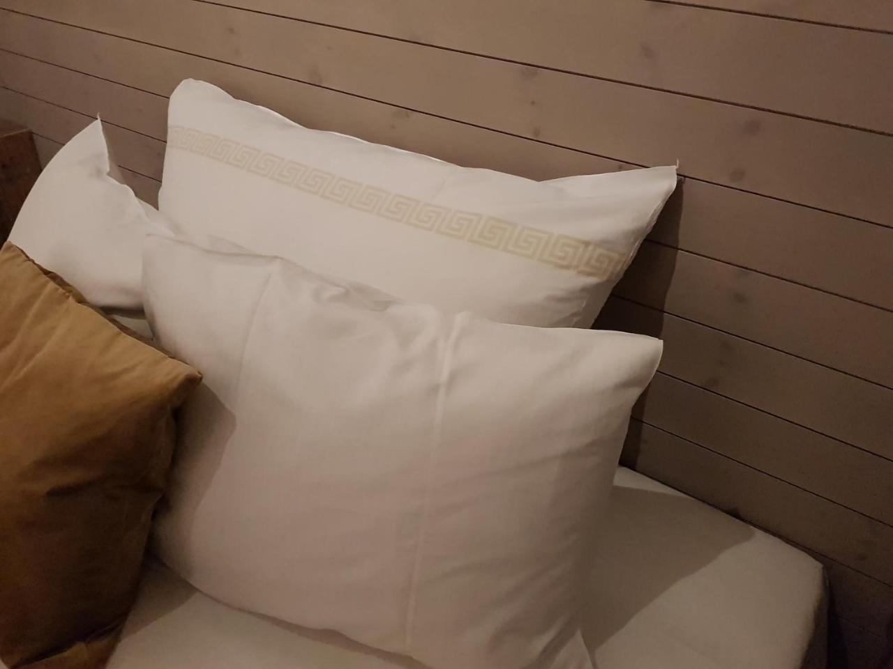 Yggdrasil Farmhotel Retreat, Spa & Yoga Straumsbukta Εξωτερικό φωτογραφία