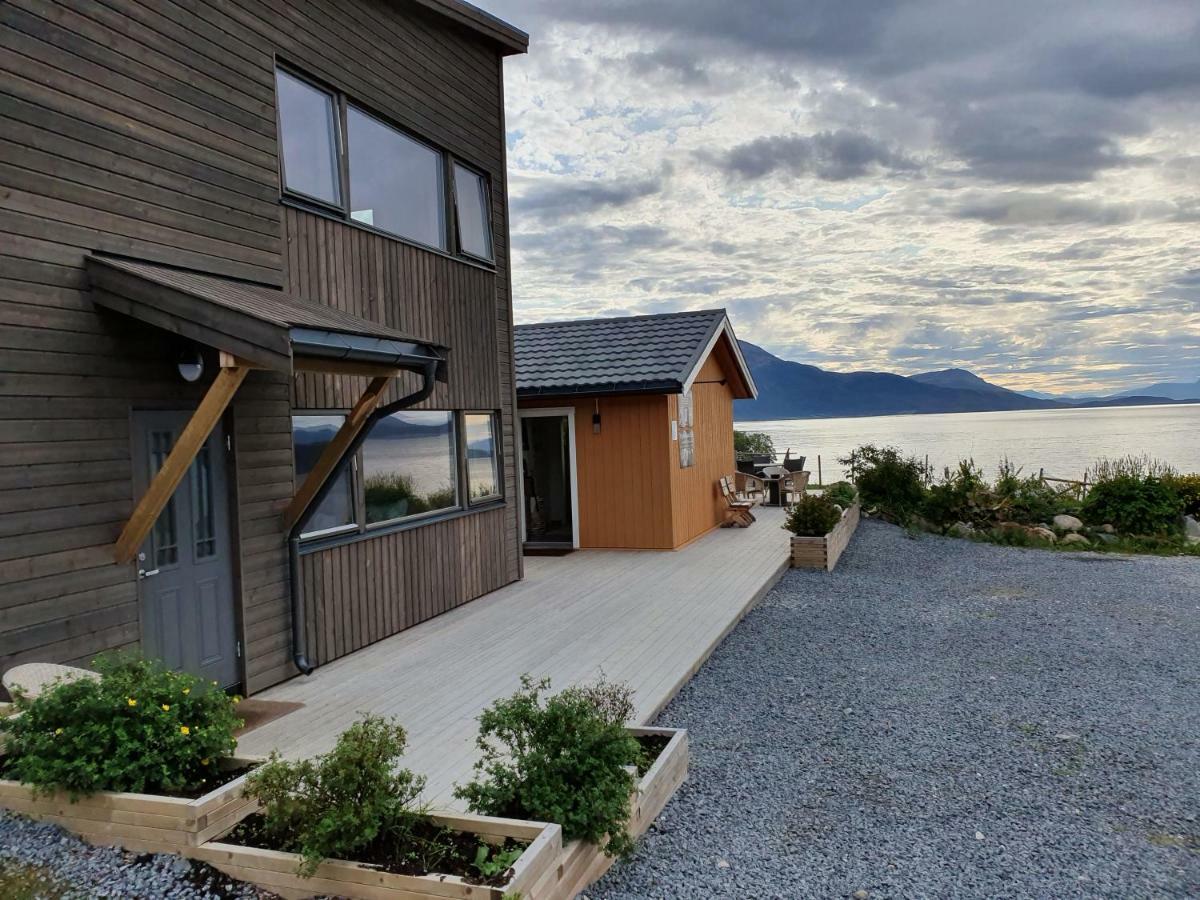 Yggdrasil Farmhotel Retreat, Spa & Yoga Straumsbukta Εξωτερικό φωτογραφία